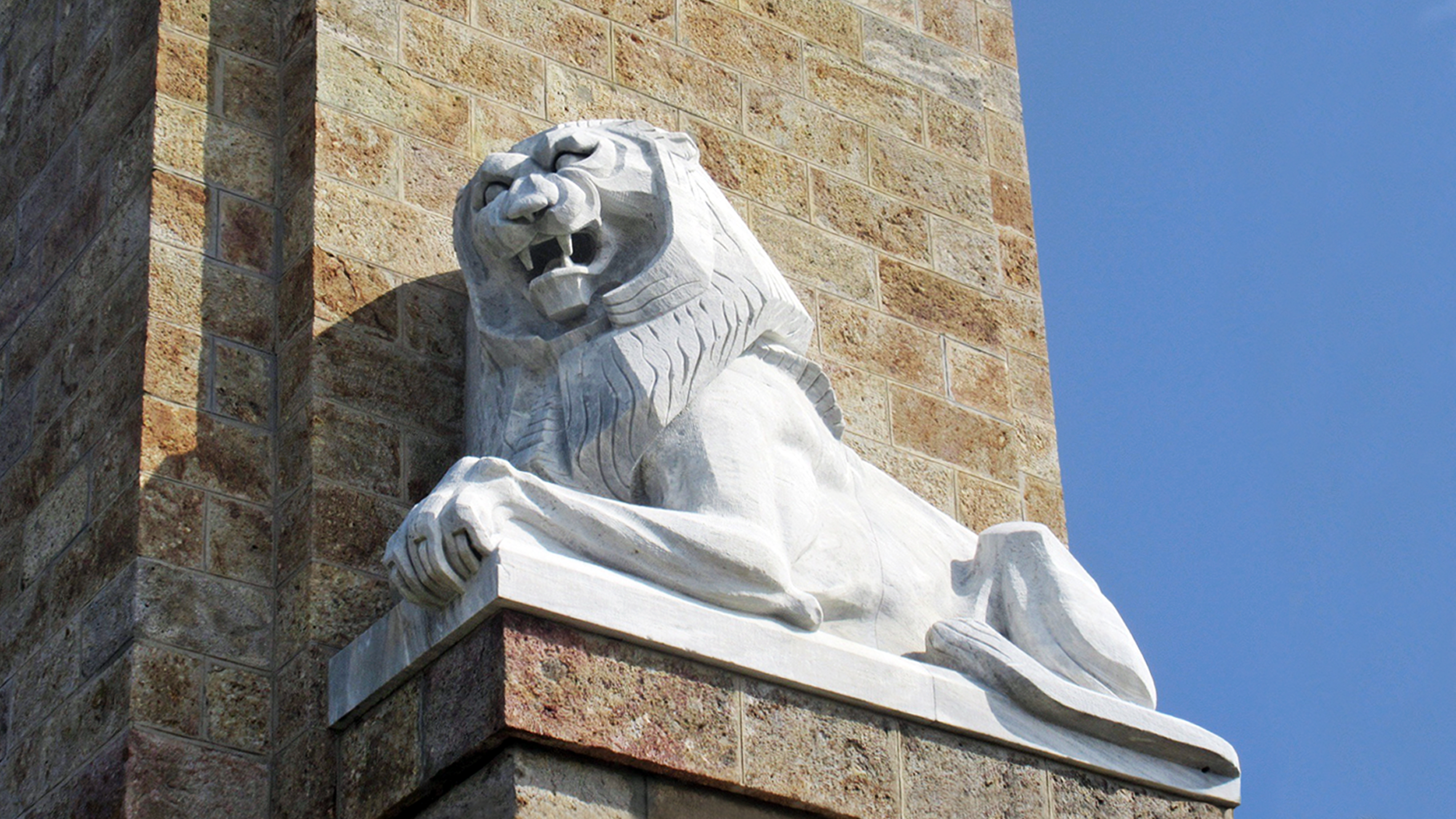 Doiran-Memorial-Lion-Close-Up